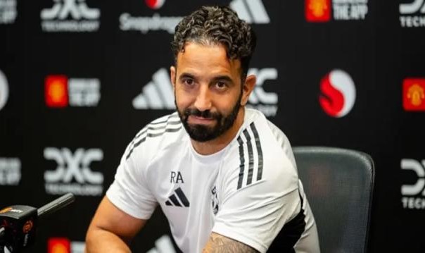 开云体育电脑版-阿莫林：巴延德尔首发曼城，曼联已经焕然一新