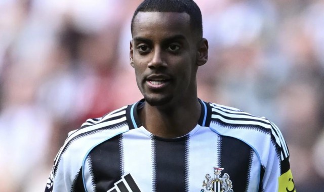 欧文：我不会批评伊萨克，球员短暂的职业生涯中机会很难得