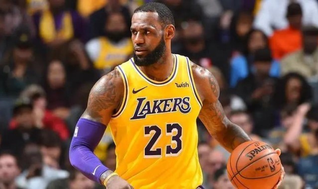 开云体育入口-麦迪评历史最强阵太敢了！自入阵+詹打控卫，网友：保底十连冠