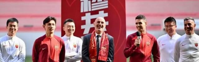 开云体育电脑版-海港目标夺杯剑指新赛季开门红 渴望复制2019荣光