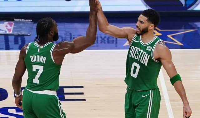 开云体育入口-每轮都有伤病红利 绿军晋级决赛走过最轻松的路？