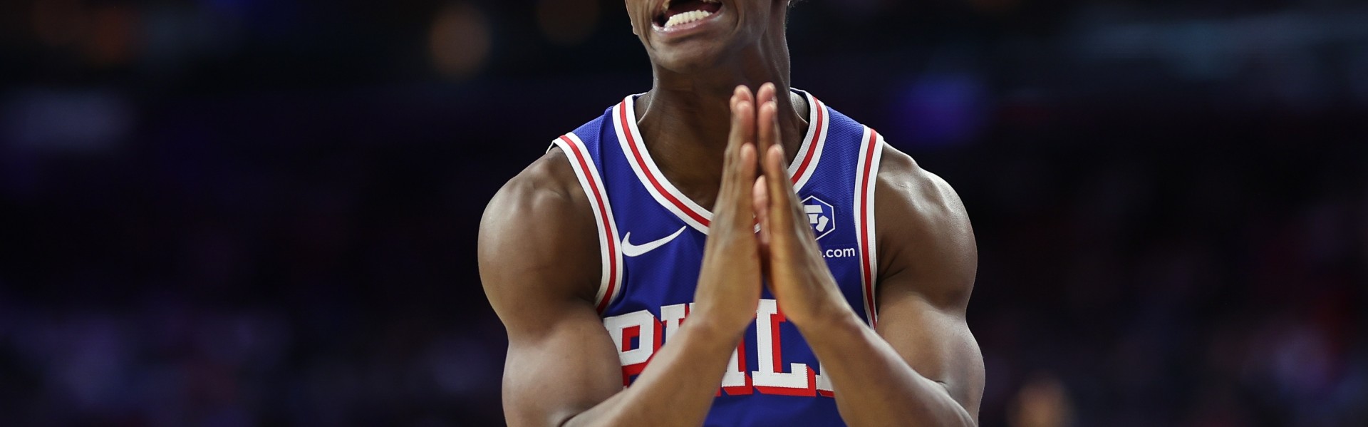 开云体育官方入口-铁成啥样了！埃奇库姆底角三分直接卡篮脖子