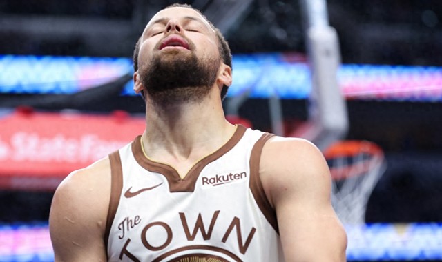 再打1场！皮尔斯用19年书写的得分纪录，就要被库里超越了|保罗·皮尔斯|斯蒂芬·库里|波士顿凯尔特人队|保罗-皮尔斯|杰森-塔图姆_新浪体育_新浪新闻