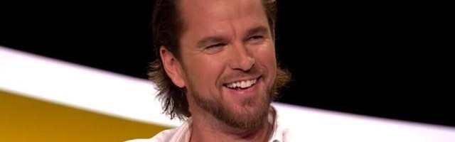 开云体育网页版-小布迎来新外教 或将带来“另一种声音”